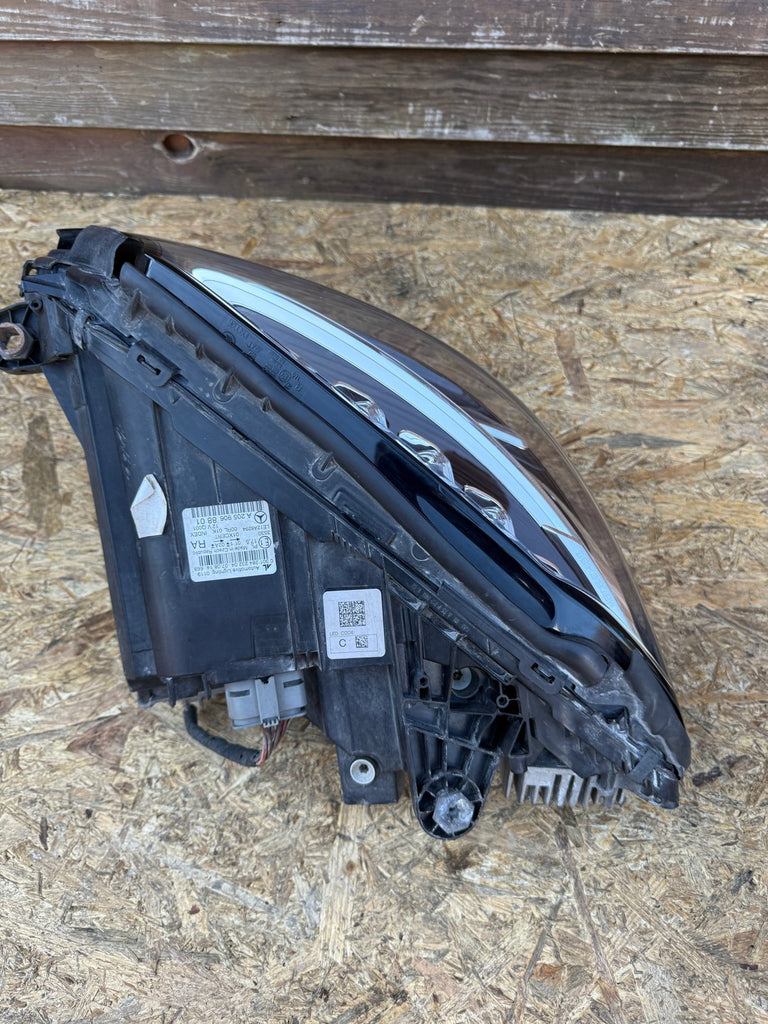 Frontscheinwerfer Mercedes-Benz W205 A2059068801 LED Rechts Headlight SCH9975708075vg