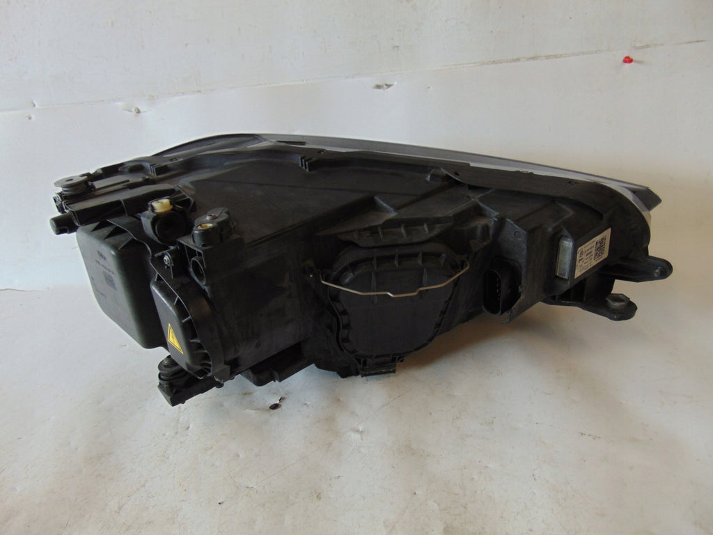 Frontscheinwerfer VW Golf Sportsvan 517941031B Xenon Links Headlight SCH2545008874kg