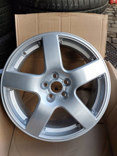 Load image into Gallery viewer, 1x Alufelge 17 Zoll 7.0&quot; 5x100 1C0601025K VW Golf Iv Rim Wheel