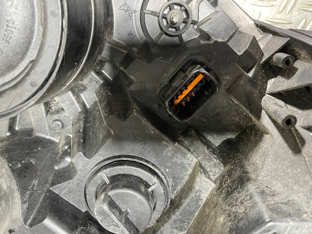 Frontscheinwerfer Renault Trafic III Links Scheinwerfer Headlight SCH7794347883dh