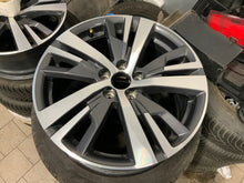 Laden Sie das Bild in den Galerie-Viewer, 1x Alufelge 18 Zoll 7.5" 5x108 49ET Glanz Schwarz 9809687377 Peugeot 5008 I FEL4690639709rz