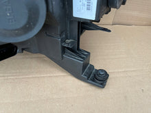 Laden Sie das Bild in den Galerie-Viewer, Frontscheinwerfer VW Caddy I 2K8941006B Rechts Scheinwerfer Headlight SCH7555741634uf
