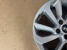 Laden Sie das Bild in den Galerie-Viewer, 1x Alufelge 17 Zoll 7.0" 5x114.3 52910D7280 Hyundai Tucson Rim Wheel FEL2192602031hm