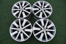 Laden Sie das Bild in den Galerie-Viewer, 4x Alufelge 16 Zoll 6.5" 5x114.3 52 5ET Glanz Silber 9965516560-1 Mazda 3 5 I FEL4226237766vc