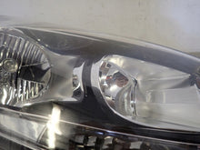 Laden Sie das Bild in den Galerie-Viewer, Frontscheinwerfer Kia Rio III Rechts Scheinwerfer Headlight