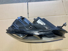 Laden Sie das Bild in den Galerie-Viewer, Frontscheinwerfer VW Passat B7 3AB941752 Xenon Rechts Scheinwerfer Headlight SCH5958673232ii