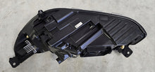 Laden Sie das Bild in den Galerie-Viewer, Frontscheinwerfer Ford Focus NX7B-13E014 85122000 Rechts Scheinwerfer Headlight SCH9691736641wo