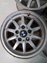 Laden Sie das Bild in den Galerie-Viewer, 4x Alufelge 15 Zoll 5x120 1182608 BMW 3 E36 Rim Wheel