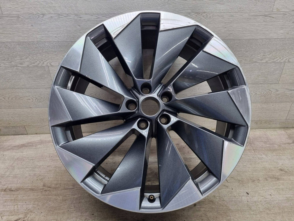 1x Alufelge 21 Zoll 8.5" 5x112 40ET Glanz Schwarz 5LA601025L Skoda Enyaq Iv FEL5354448757cm