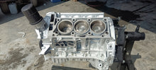 Laden Sie das Bild in den Galerie-Viewer, Motor Mercedes-Benz 276952 3.5 Benzin Engine Unkomplett Überholt