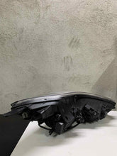 Load image into Gallery viewer, Frontscheinwerfer Hyundai Ix20 92101-1KXXX Ein Stück (Rechts oder Links) SCH9217104073qj