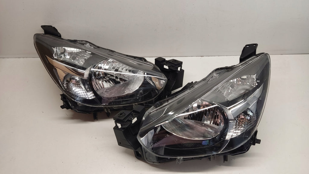 Frontscheinwerfer Mazda 2 LED Ein Satz Scheinwerfer Headlight