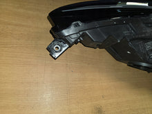 Laden Sie das Bild in den Galerie-Viewer, Frontscheinwerfer Audi A3 I 8Y0941012 LED Rechts Scheinwerfer Headlight SCH4081125887qp