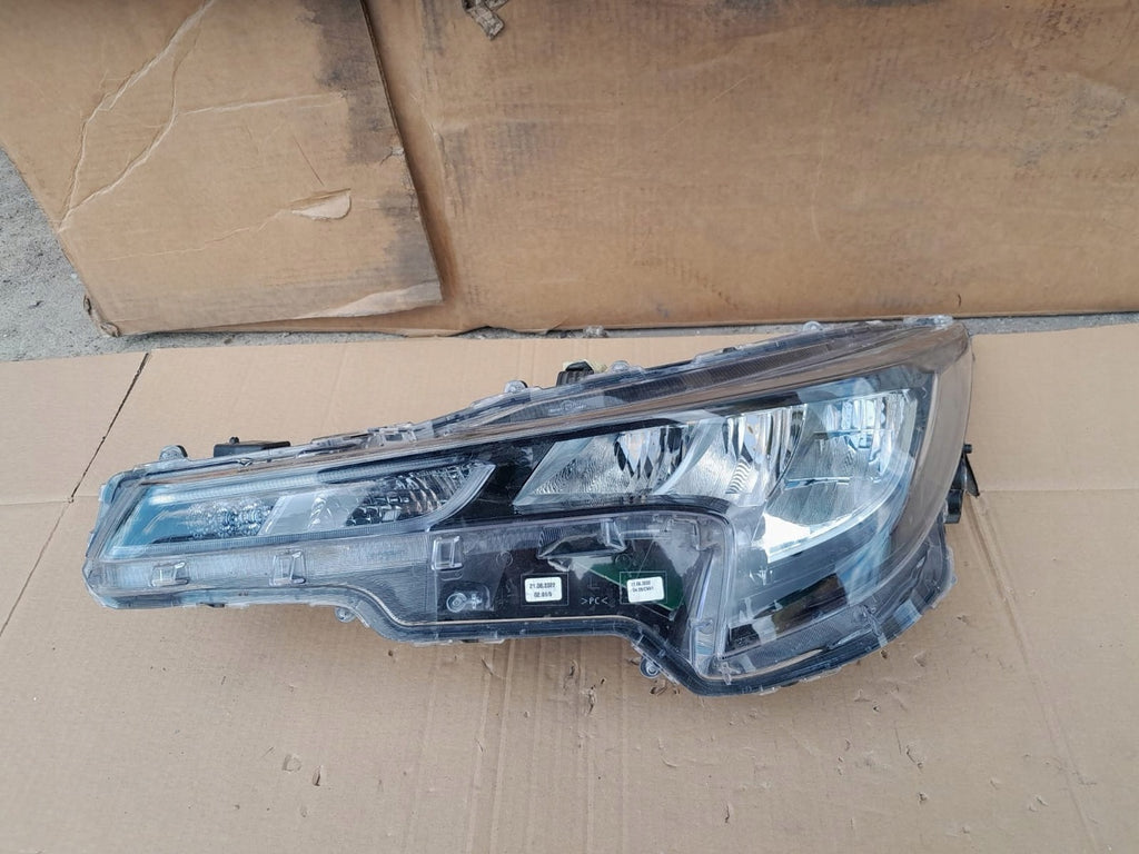 Frontscheinwerfer Toyota Corolla 81150-02S60 90154014 Full LED Rechts oder Links