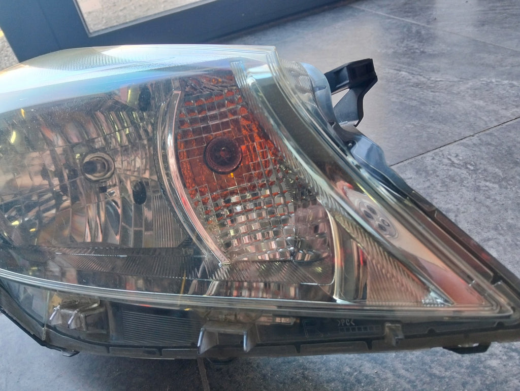 Frontscheinwerfer Toyota Yaris Rechts Scheinwerfer Headlight