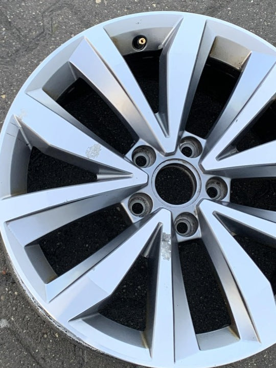 1x Alufelge 17 Zoll 7.0" 5x112 45ET 2GA601025P VW T-Roc Rim Wheel FEL9178367940vz