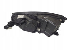 Laden Sie das Bild in den Galerie-Viewer, Frontscheinwerfer Skoda Fabia 6V1941016 Rechts Scheinwerfer Headlight SCH5212261070vx