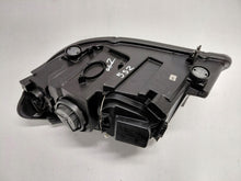 Laden Sie das Bild in den Galerie-Viewer, Frontscheinwerfer BMW X1 E84 2990002-10 FALSE Scheinwerfer Headlight SCH5530903321ov