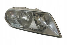 Laden Sie das Bild in den Galerie-Viewer, Frontscheinwerfer Skoda Octavia Rechts Scheinwerfer Headlight SCH7547178650wb