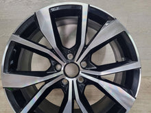 Laden Sie das Bild in den Galerie-Viewer, 1x Alufelge 19 Zoll 8.0" 5x112 47ET Glanz Schwarz 2GA601025AK VW T-Roc Rim Wheel FEL9117612485hq