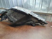 Laden Sie das Bild in den Galerie-Viewer, Frontscheinwerfer Mitsubishi Space Star Rechts Scheinwerfer Headlight