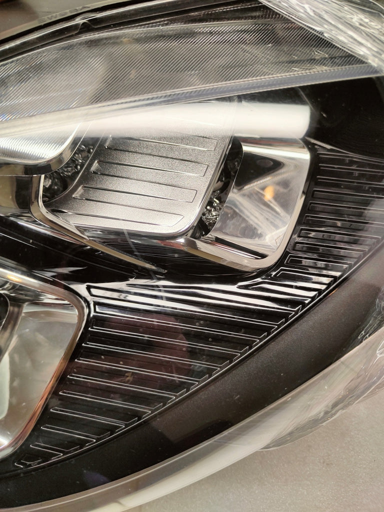 Frontscheinwerfer Ford Kuga LV4B-13E014-FC Full LED Rechts Headlight SCH1821700195hx