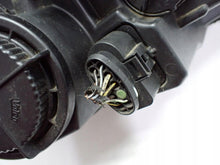 Laden Sie das Bild in den Galerie-Viewer, Frontscheinwerfer Skoda Rapid 5JB941015A Links Scheinwerfer Headlight SCH3095938871to