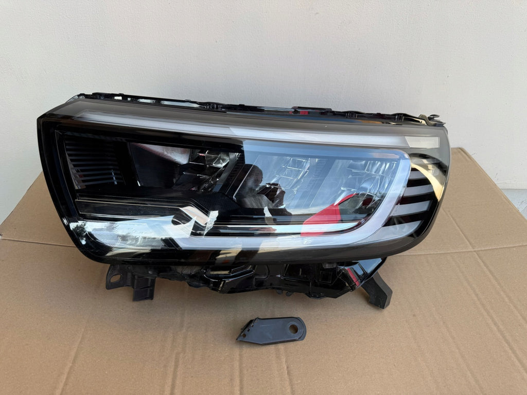 Frontscheinwerfer Renault Kangoo III 260608525R Links Scheinwerfer Headlight SCH7024702680ih