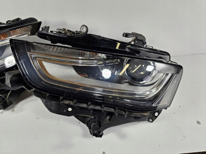Frontscheinwerfer Hyundai 8K0941031 8K0941032 Ein Satz Scheinwerfer Headlight SCH9268508355dd