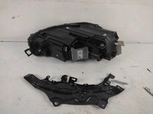 Load image into Gallery viewer, Frontscheinwerfer VW Passat 3J1941035 Links Scheinwerfer Headlight SCH4223875812lo