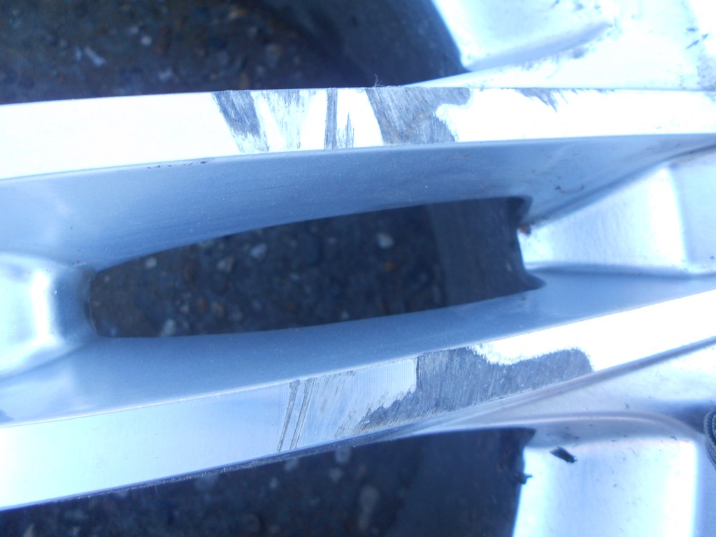 1x Alufelge 18 Zoll Rim Wheel FEL4423212302dz