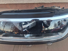 Load image into Gallery viewer, Frontscheinwerfer VW T Roc 2GA941035AF Links Scheinwerfer Headlight SCH6684591041ky