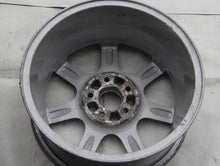 Laden Sie das Bild in den Galerie-Viewer, 1x Alufelge 16 Zoll 7.0&quot; 5x108 43ET Glanz Silber 8682441 Volvo Rim Wheel