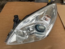 Laden Sie das Bild in den Galerie-Viewer, Frontscheinwerfer Opel Signum Vectra C 13170933 Xenon Links Headlight SCH6049661438lt