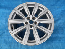 Load image into Gallery viewer, 1x Alufelge 17 Zoll 7.5&quot; 5x100 36ET Glanz Silber 8X0601025AL Audi A1 Rim Wheel