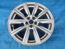 Laden Sie das Bild in den Galerie-Viewer, 1x Alufelge 17 Zoll 7.5" 5x100 36ET Glanz Silber 8X0601025AL Audi A1 Rim Wheel FEL9329962662lh