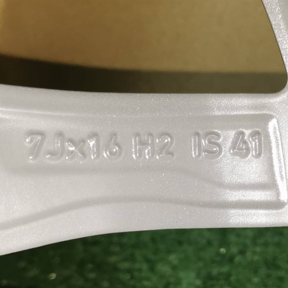 1x Alufelge 16 Zoll 6888838 BMW U06 Rim Wheel FEL2871224363zk