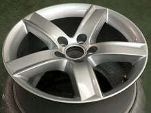 Load image into Gallery viewer, 1x Alufelge 17 Zoll 7.0&quot; 5x112 37ET Glanz Silber 8R0071497 Audi Rim Wheel