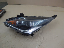 Load image into Gallery viewer, Frontscheinwerfer Toyota Aygo Links Scheinwerfer Headlight SCH6558064123bv