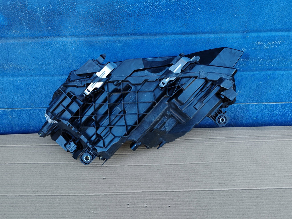 Frontscheinwerfer Skoda Octavia IV 5E4941010 Rechts Scheinwerfer Headlight SCH8787144332ap