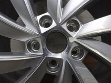 Laden Sie das Bild in den Galerie-Viewer, 1x Alufelge 18 Zoll 7.5&quot; 5x112 51ET 5E0601025P Skoda Octavia Iii Rim Wheel