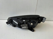 Load image into Gallery viewer, Frontscheinwerfer Skoda Superb III 3V1941016 Rechts Scheinwerfer Headlight