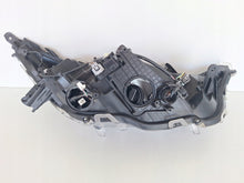 Laden Sie das Bild in den Galerie-Viewer, Frontscheinwerfer Toyota V 85122000 LED Links Scheinwerfer Headlight SCH5018905625ti