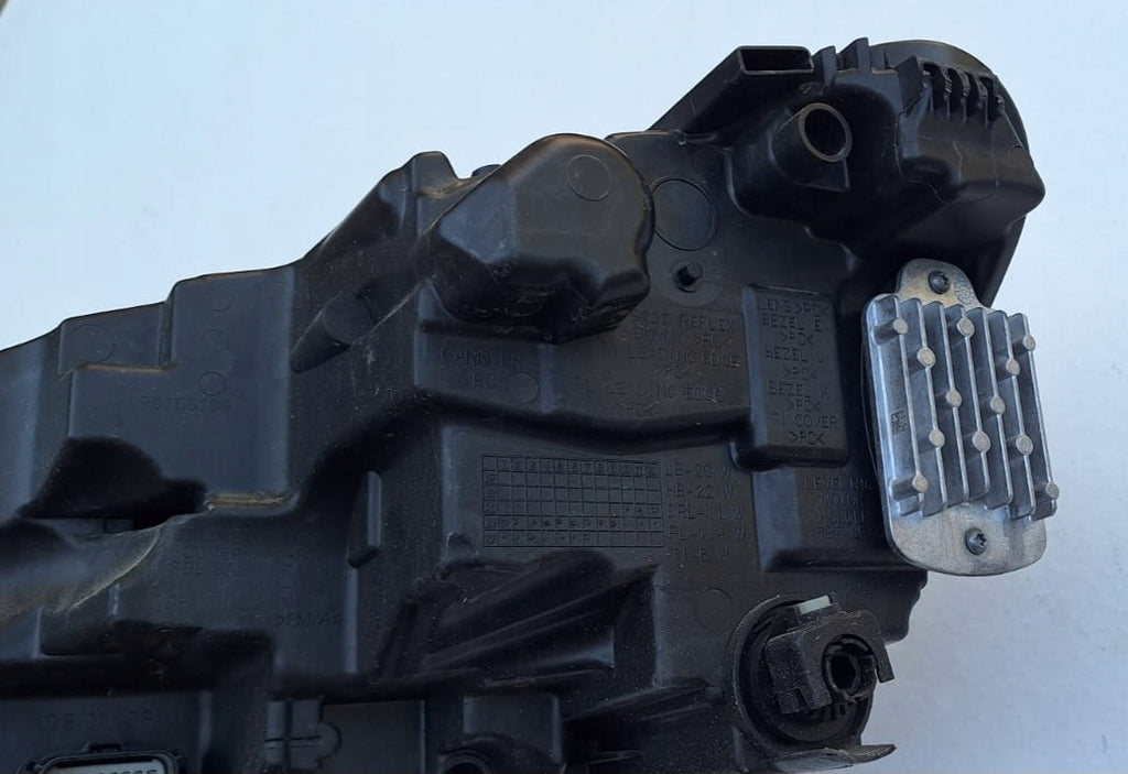 Frontscheinwerfer Ford Kuga LV4B-13E016-AN LED Rechts Scheinwerfer Headlight SCH3047469013ba