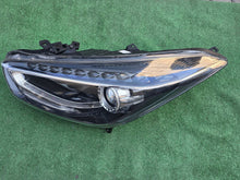 Laden Sie das Bild in den Galerie-Viewer, Frontscheinwerfer Hyundai I40 92101-3ZXXX LED Links Scheinwerfer Headlight SCH4842389865dj