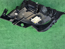 Laden Sie das Bild in den Galerie-Viewer, Frontscheinwerfer BMW X1 E84 2990008-09 Bi-Xenon Rechts Scheinwerfer Headlight SCH6288186962ua