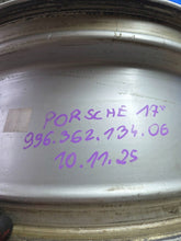 Load image into Gallery viewer, 1x Alufelge 18 Zoll 7.5" 5x130 50ET 99636213406 Porsche Boxster 986 Rim Wheel FEL3743645231cw