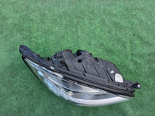 Laden Sie das Bild in den Galerie-Viewer, Frontscheinwerfer Mercedes-Benz W221 A2218203039 Xenon Rechts Headlight SCH1058451171sr