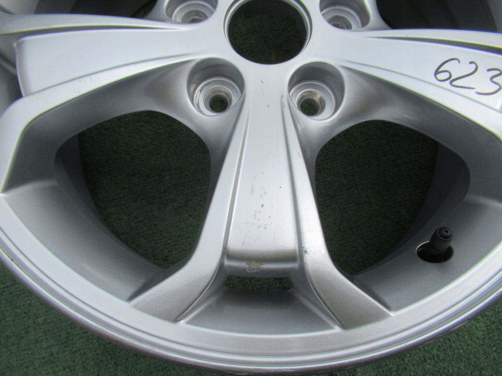 1x Alufelge 16 Zoll 6.5" 5x114.3 41ET Glanz Silber 52910-2E700 Hyundai Tucson