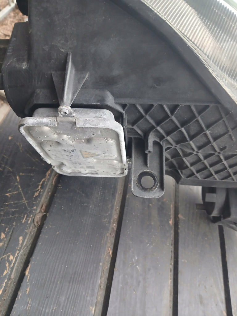 Frontscheinwerfer Skoda Yeti 5L1941016B Rechts Scheinwerfer Headlight SCH5111075638ir
